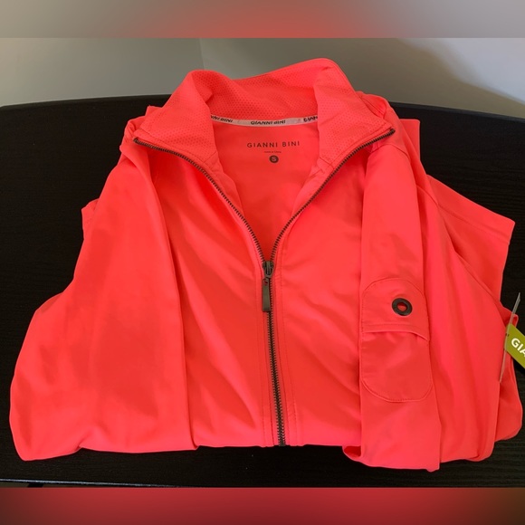 Gianni Bini Sports Zip-Up Jacket NWT - High Visibility Pink Color - Picture 7 of 8
